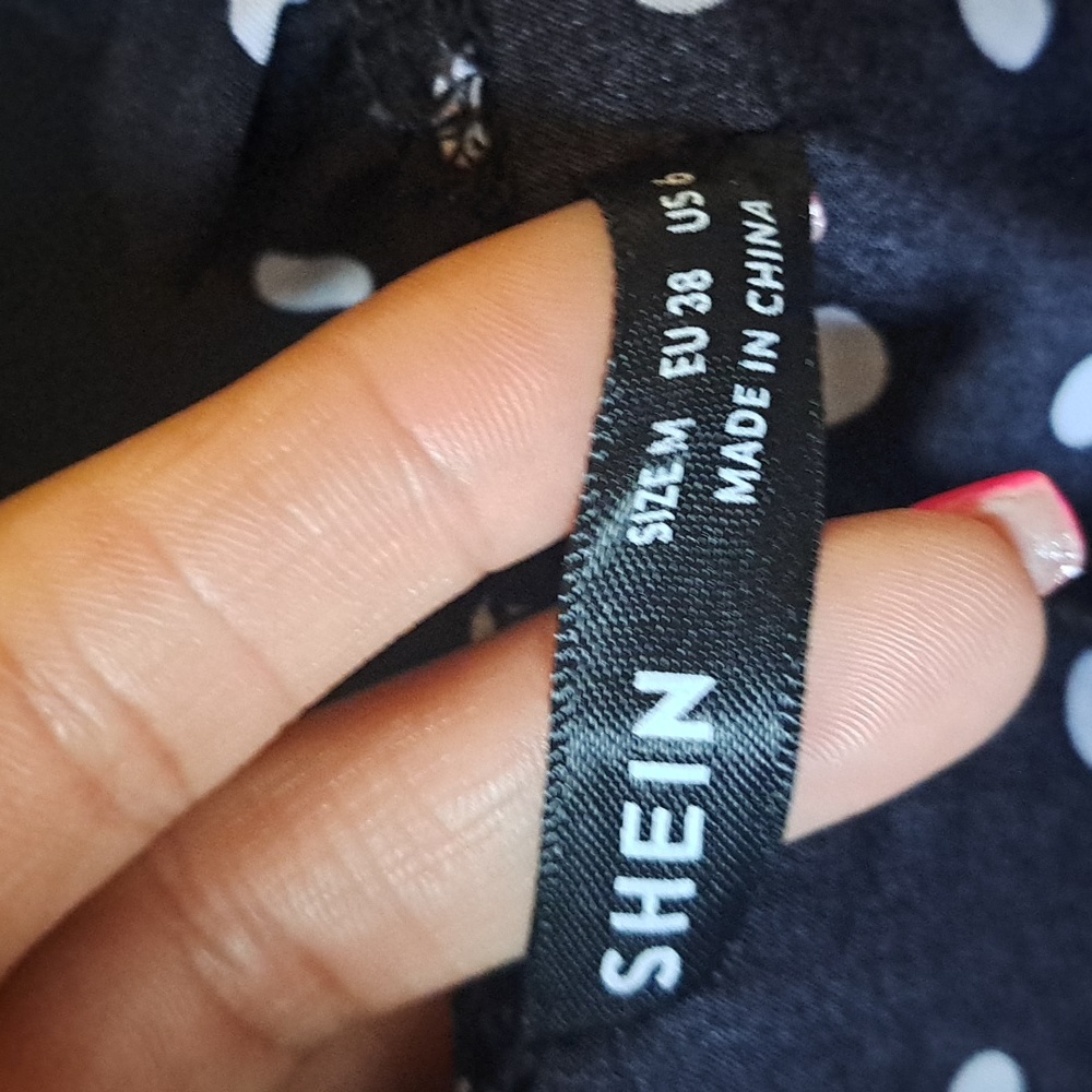 Shein top - Picture 2 of 3
